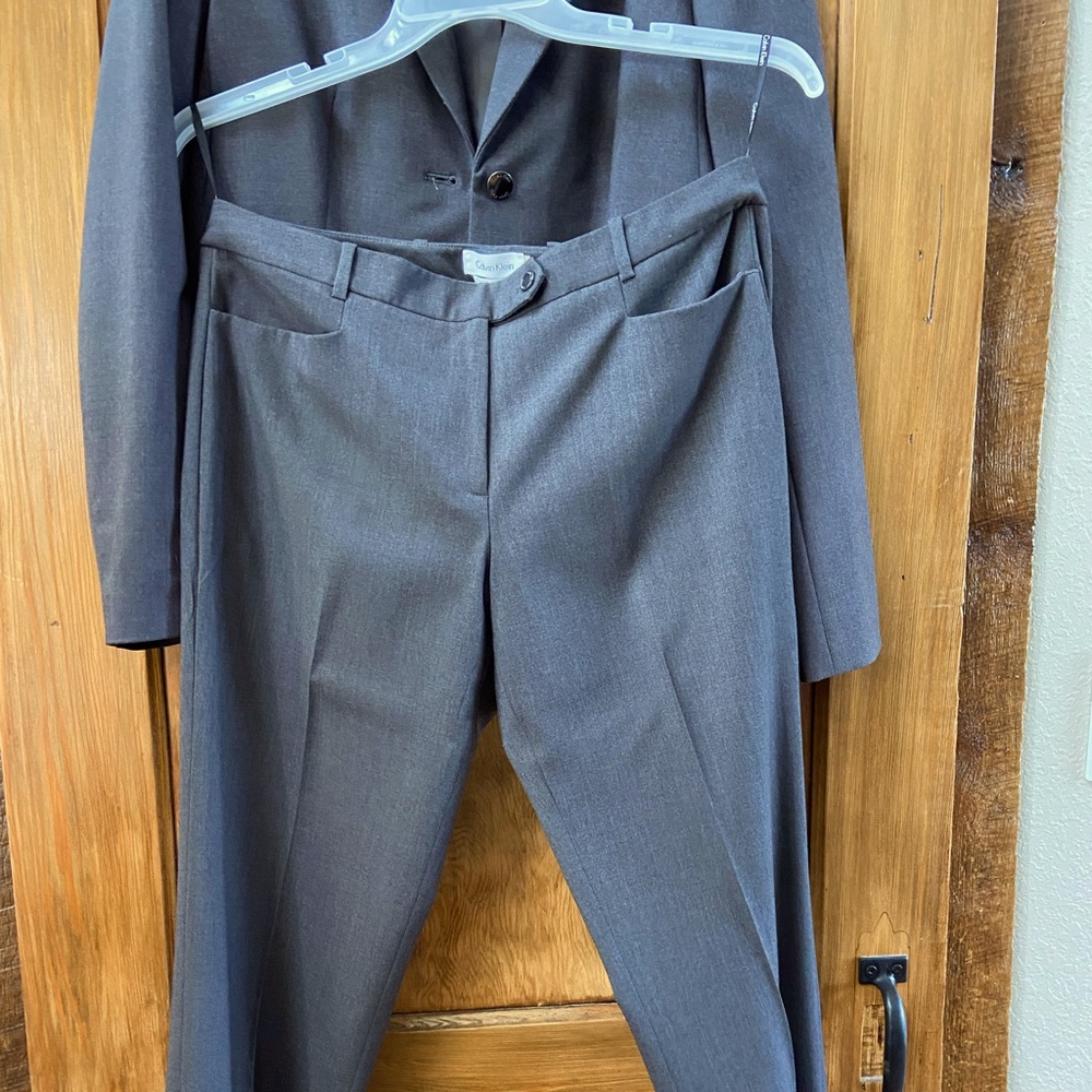 Calvin Klein women’s jacket and pants suit. Charcoal gray. Size 10